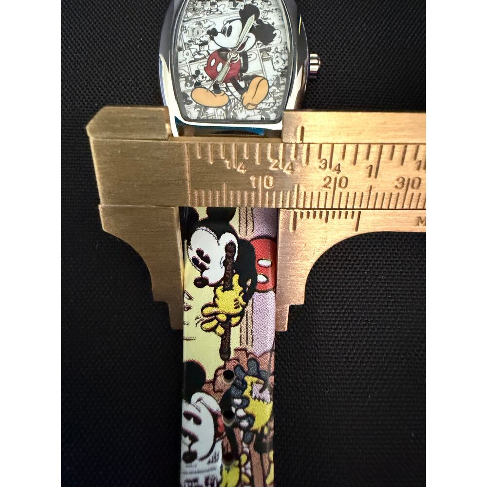 VTG Disney Mickey Mouse "Through the Years" Tonneau Watch comic strip dial& band - Picture 9 of 9